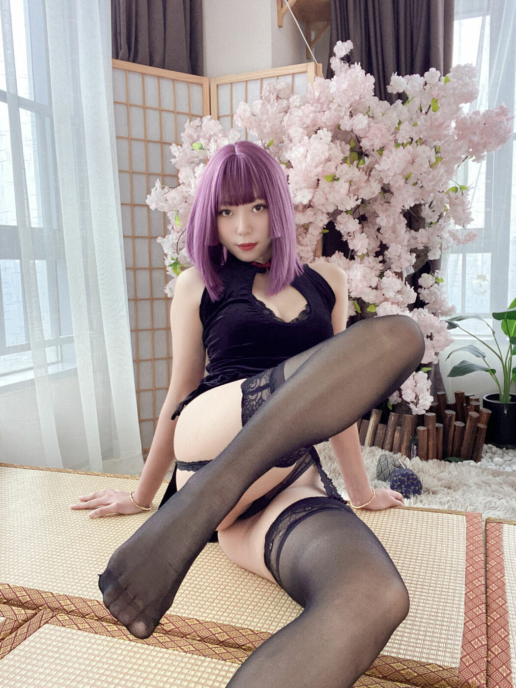 Coser@Money冷冷 – 高叉旗袍蕾丝裙 Part01 (55P)