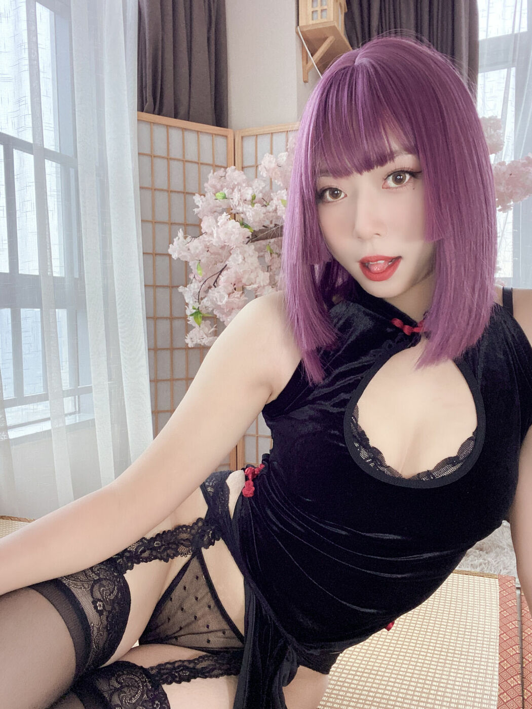 Coser@Money冷冷 – 高叉旗袍蕾丝裙 Part02 (54P)