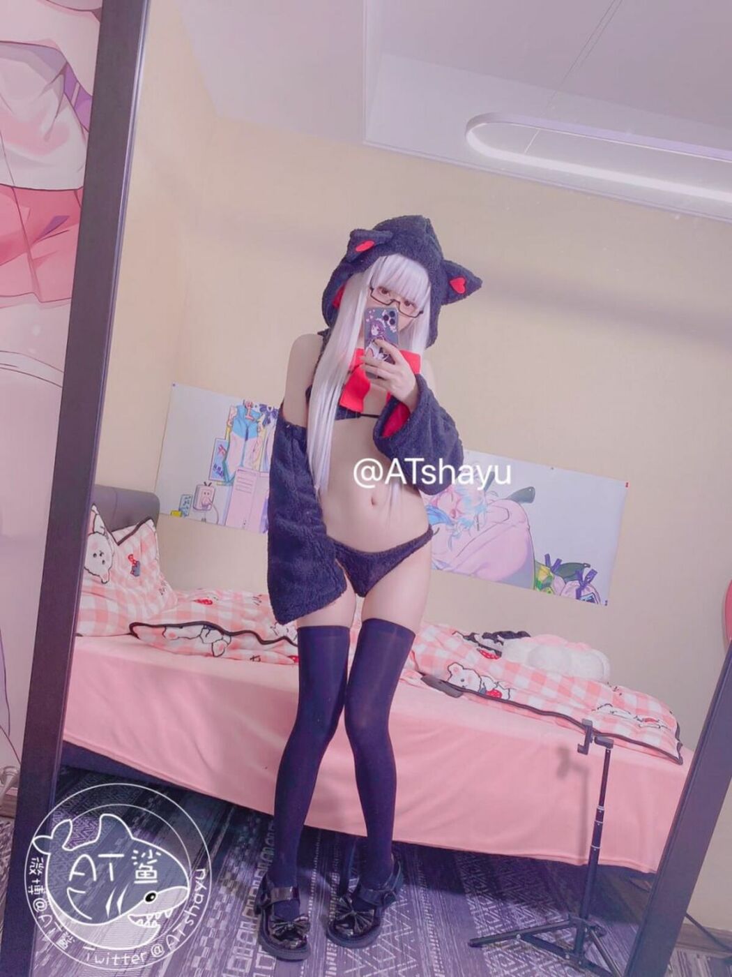 Coser@AT鲨 – 喵喵觐见 (51P)