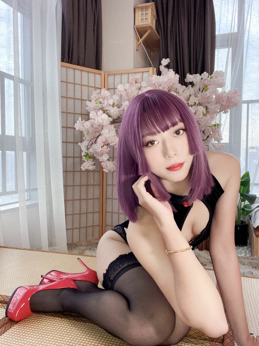 Coser@Money冷冷 – 高叉旗袍蕾丝裙 Part02 (54P)