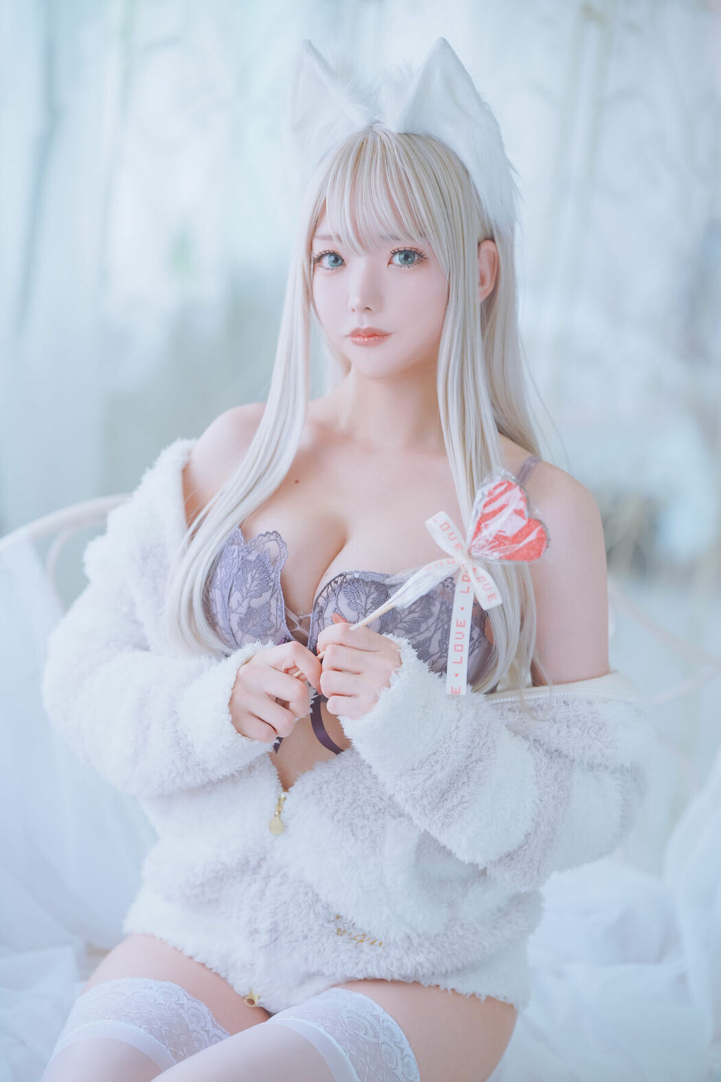 Coser@くろてぃあ くろ – KEMOMIMI WHITE Lingerie (56P)