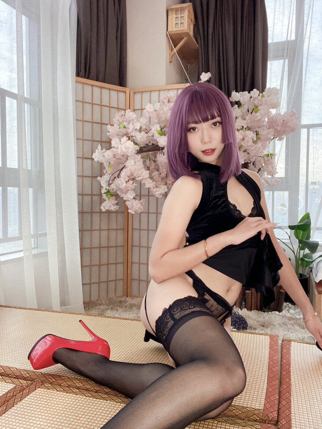 Coser@Money冷冷 – 高叉旗袍蕾丝裙 Part02 (54P)