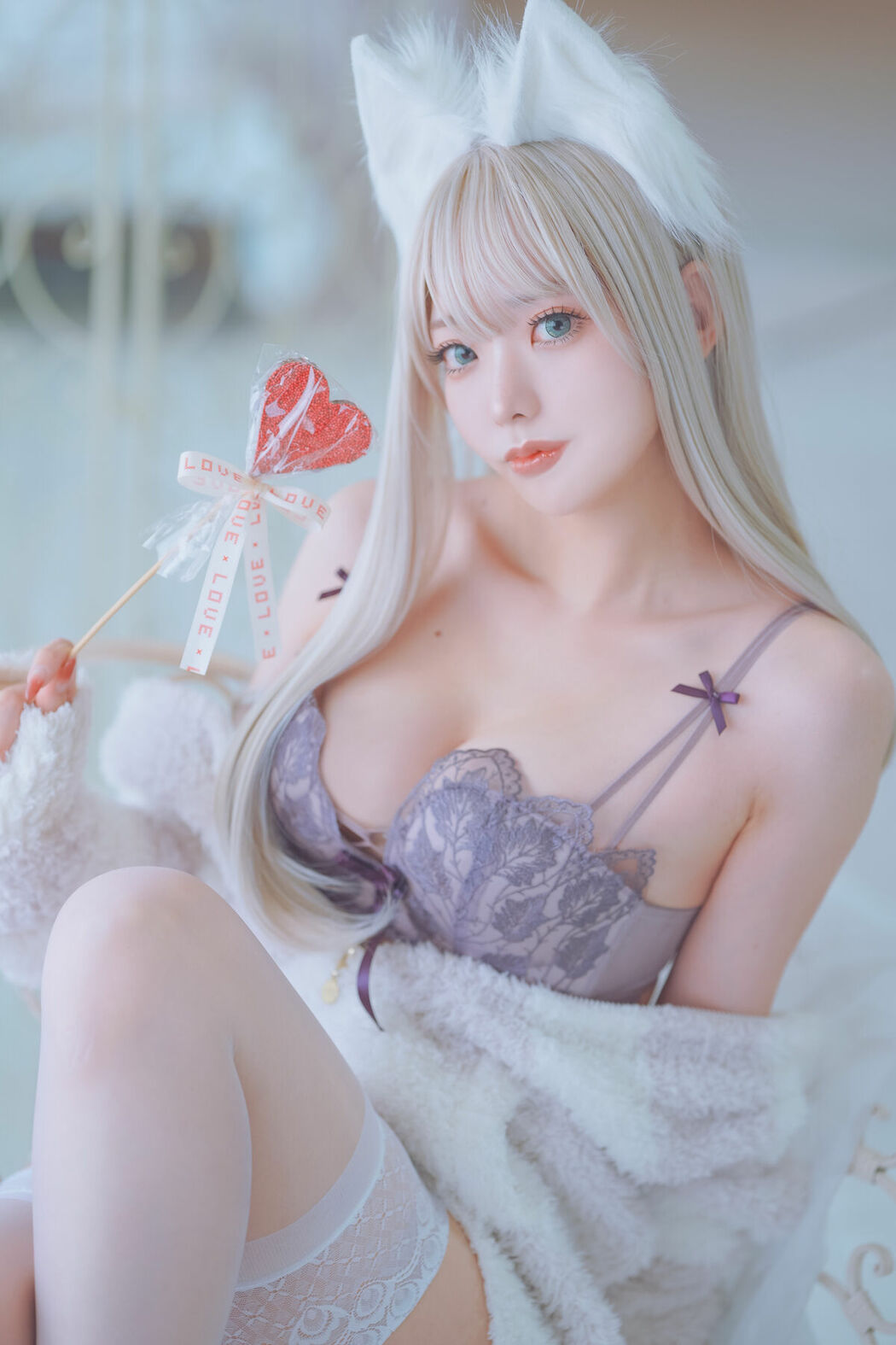 Coser@くろてぃあ くろ – KEMOMIMI WHITE Lingerie (56P)