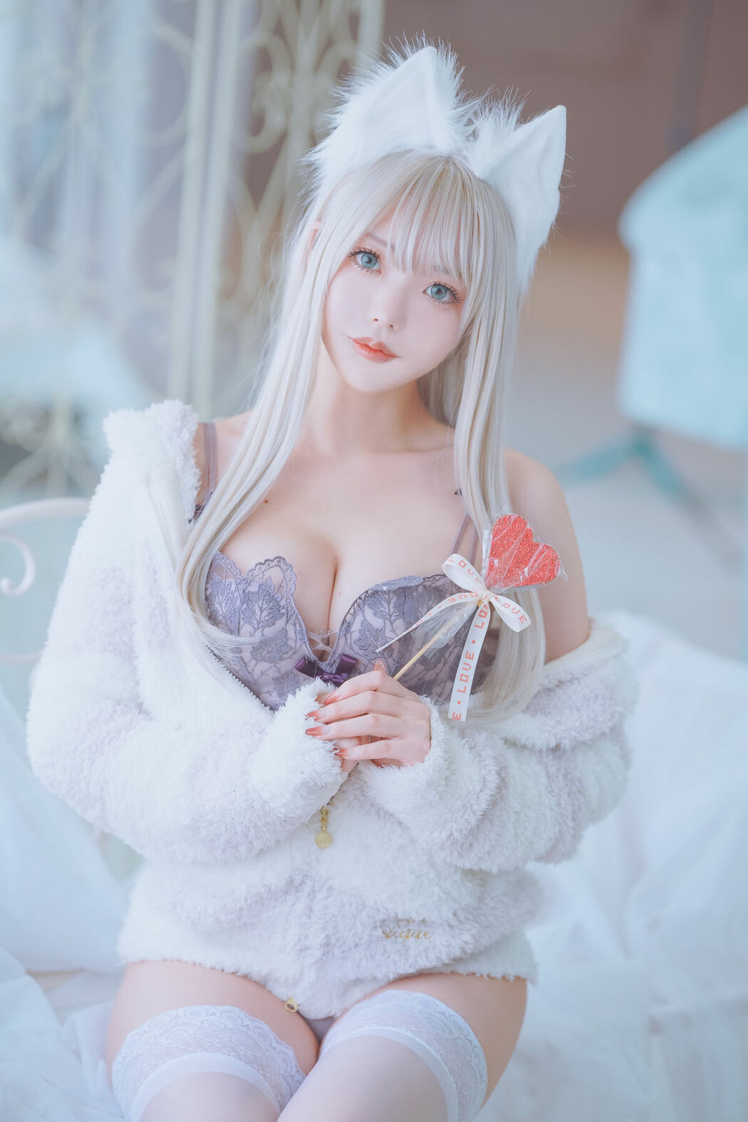 Coser@くろてぃあ くろ – KEMOMIMI WHITE Lingerie (56P)