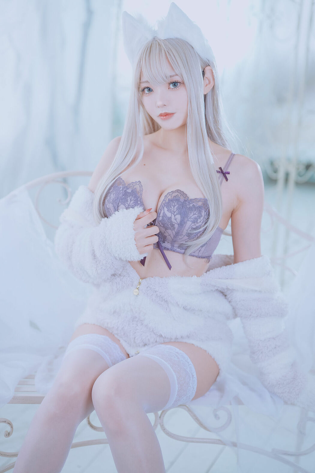 Coser@くろてぃあ くろ – KEMOMIMI WHITE Lingerie (56P) Cover Photo