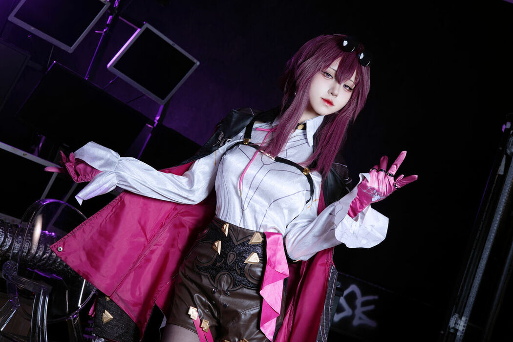 Coser@双木扶苏 – 崩坏 星穹铁道 卡芙卡 (31P)