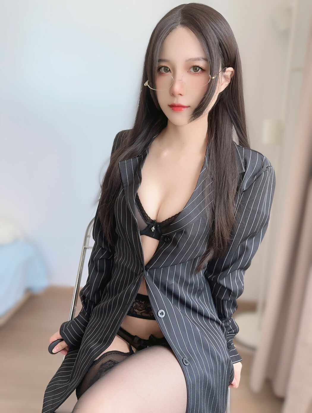 Coser@布丁大法 Pudding Dafa – 私人OL (47P)