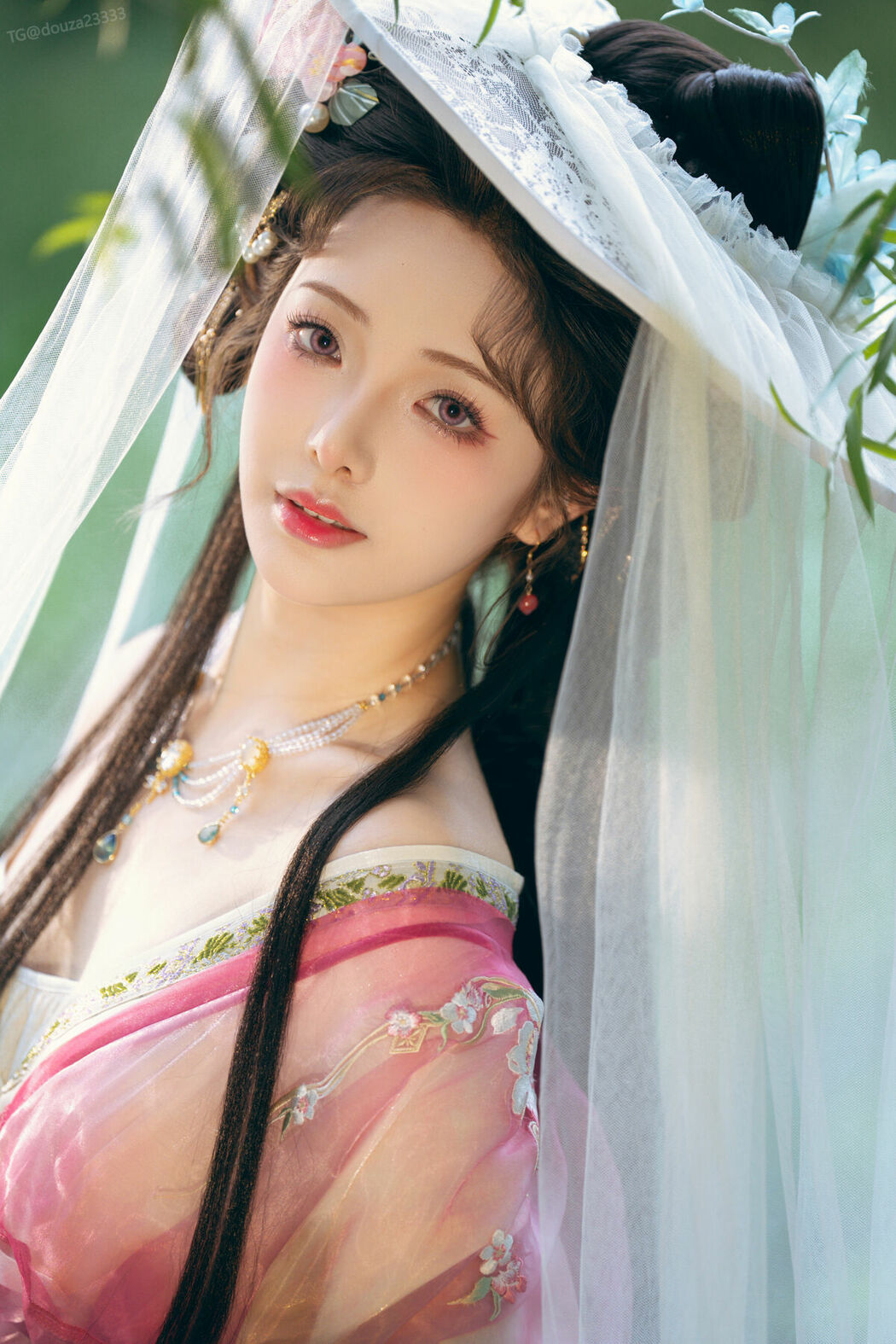 Coser@雯妹不讲道理 – 祝您中秋快乐owo (21P)