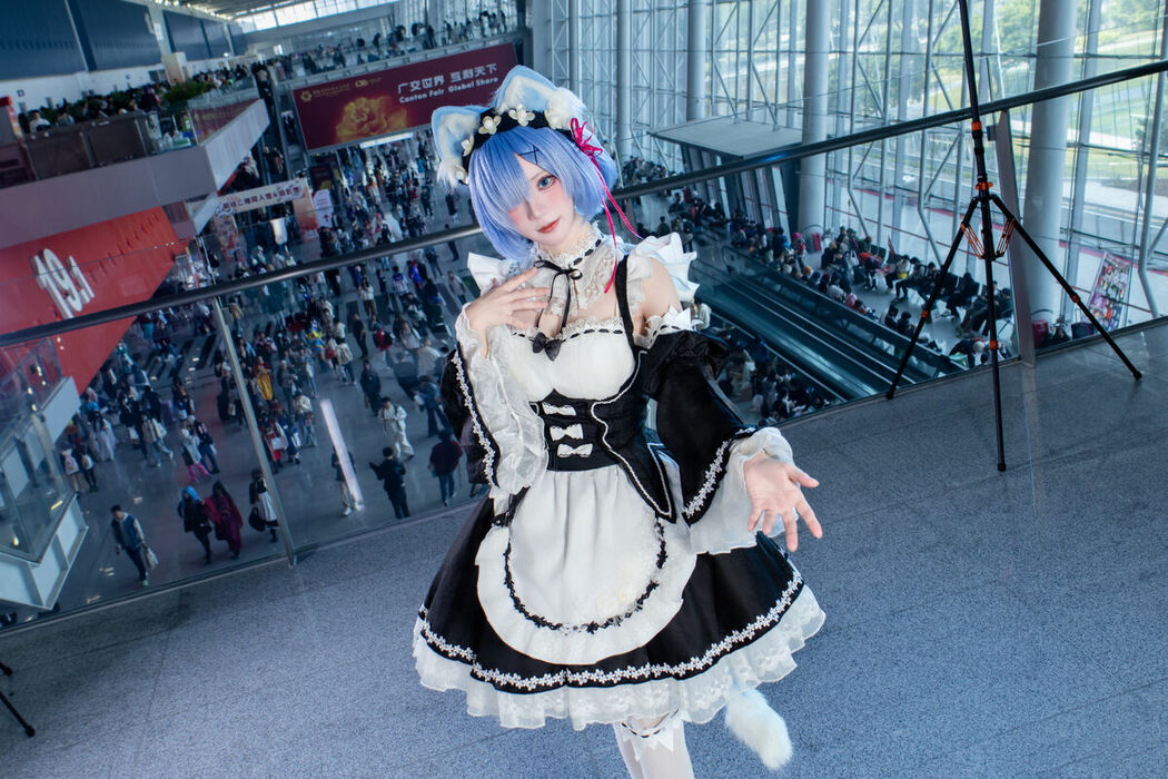 Coser@花柒Hana – 萤火虫动漫嘉年华 猫猫蕾姆 Part02 (55P)