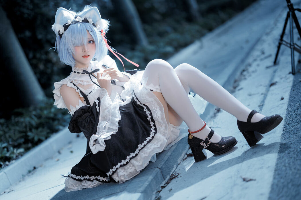 Coser@花柒Hana – 萤火虫动漫嘉年华 猫猫蕾姆 Part02 (55P)