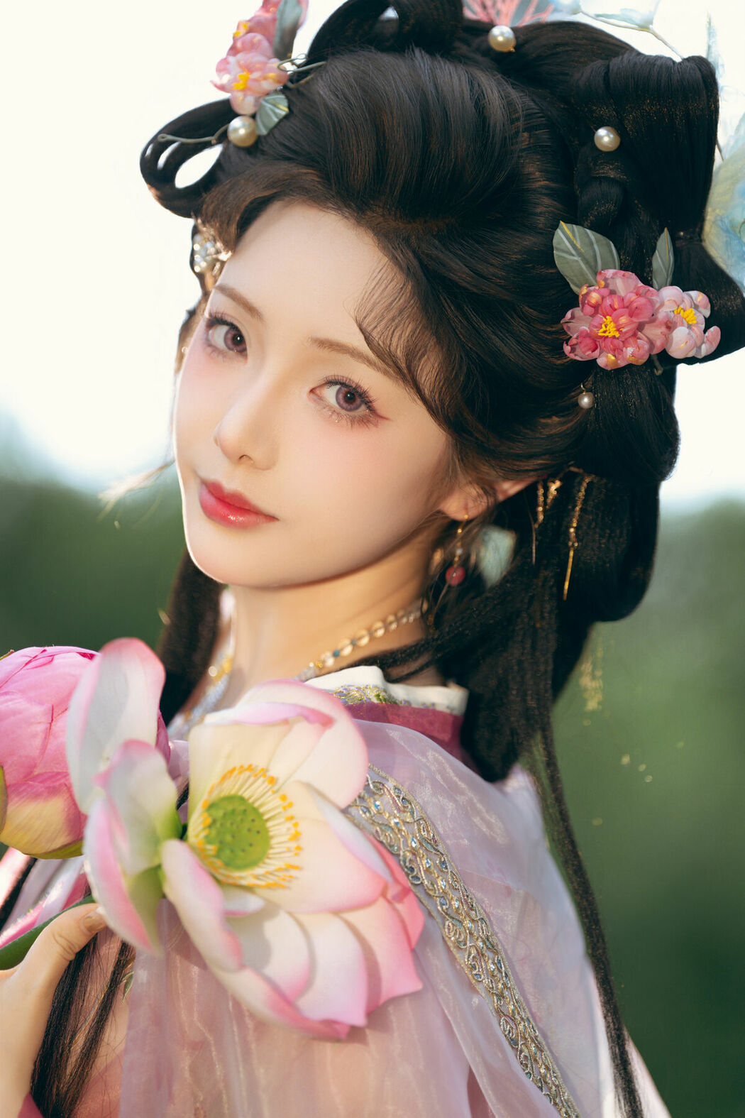 Coser@雯妹不讲道理 – 祝您中秋快乐owo (21P)