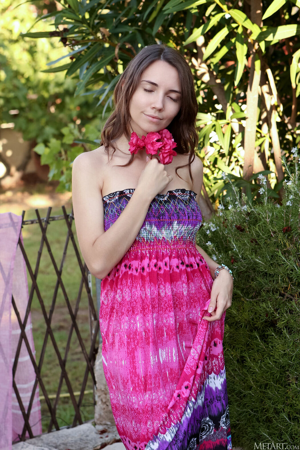 MetArt Danniela – Mesmeric Gaze Part01 (61P)