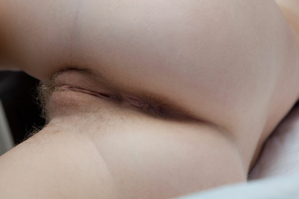 MetArt Nomi – Duvet Part02 (58P)