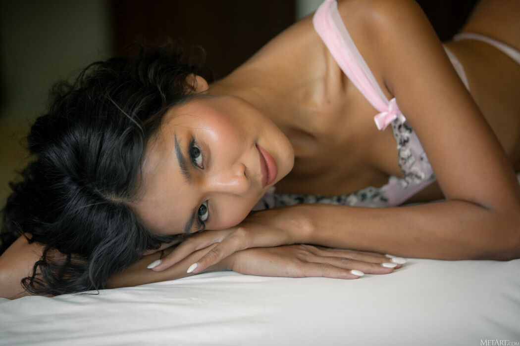 MetArt Rosah – Intimate Moment Part01 (65P)