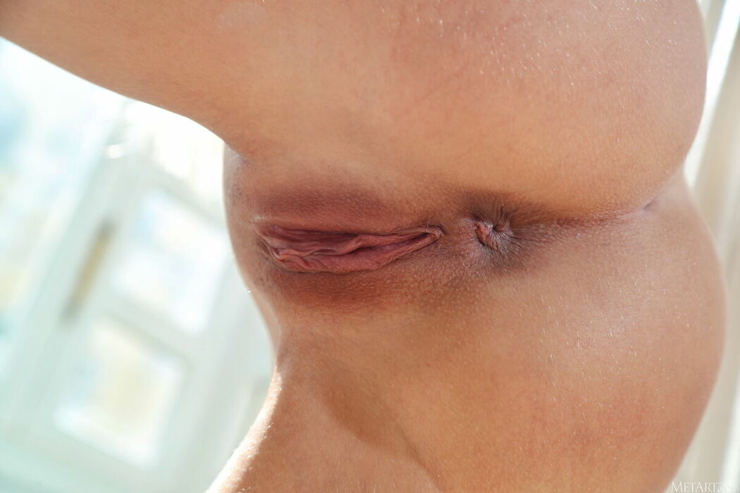 MetArt Lola Krit – Sky Blue Part02 (47P)