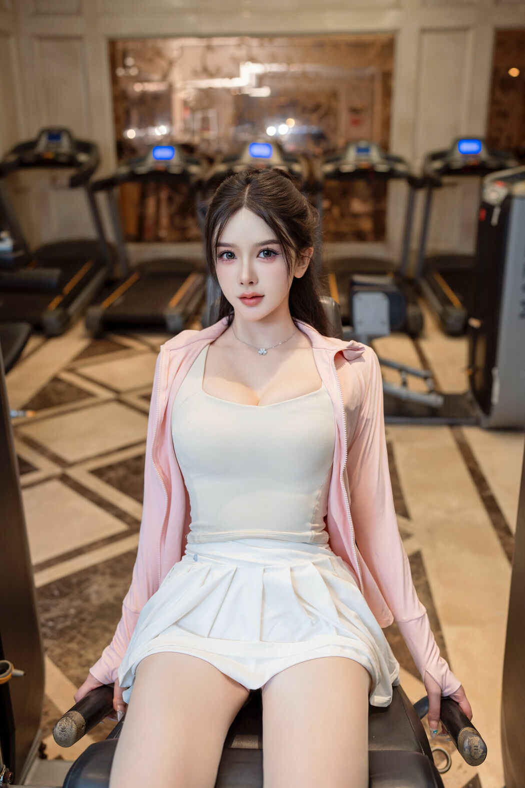 XiuRen秀人网 Uncensored Li Li Sha 李丽莎 – R18 秀人网模特 健身房露出 (91P)