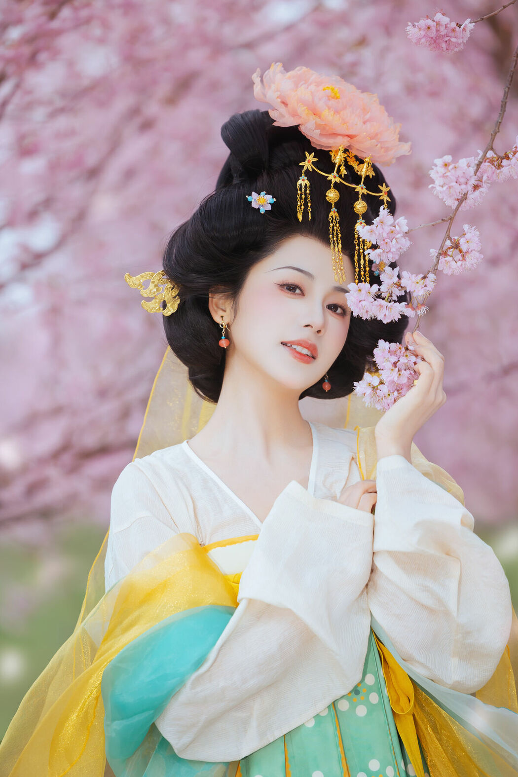 YiTuYu艺图语 Vol.8745 Shi Yu Shi Ya (14P)