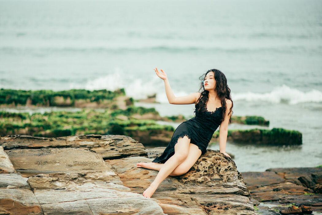 YiTuYu艺图语 Vol.8760 Si Tu You Yi Zhi Mao (19P)