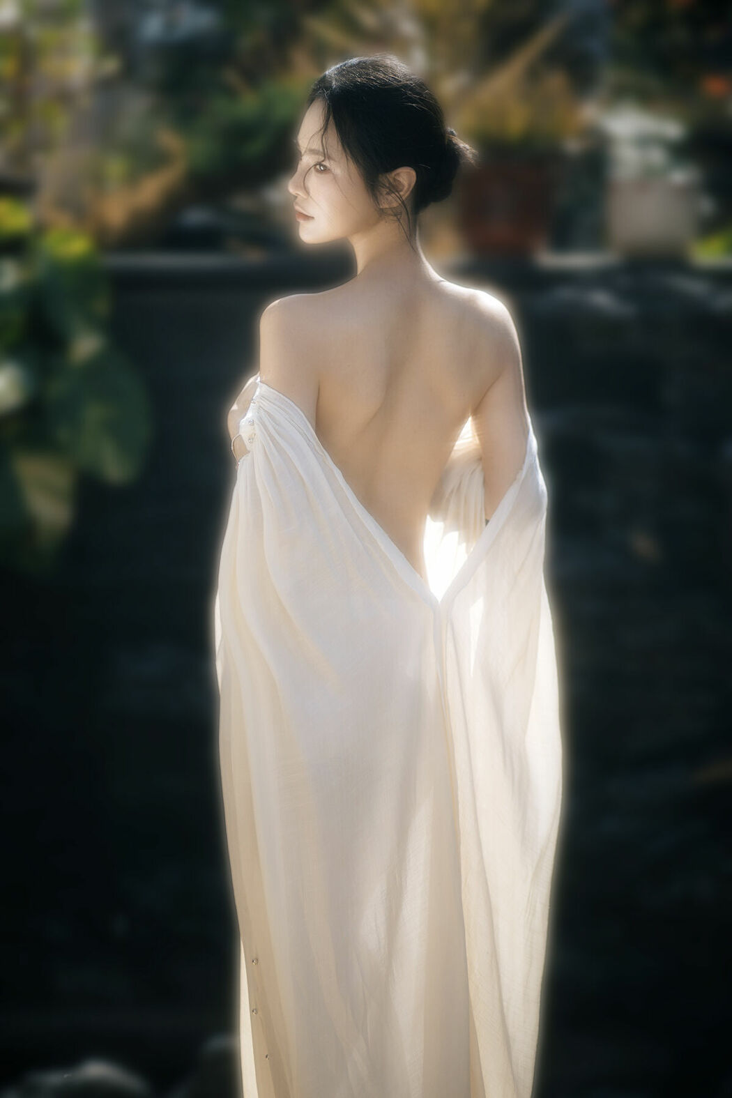 YiTuYu艺图语 Vol.8742 Sha Sha (15P)