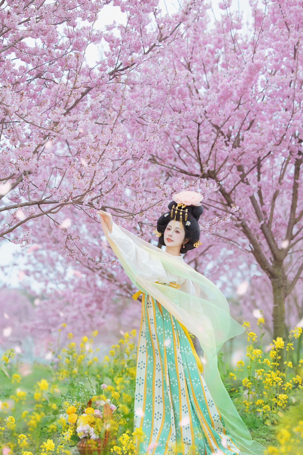 YiTuYu艺图语 Vol.8745 Shi Yu Shi Ya (14P)