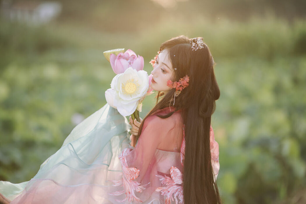 YiTuYu艺图语 Vol.8746 Dong Chu Liu (19P)