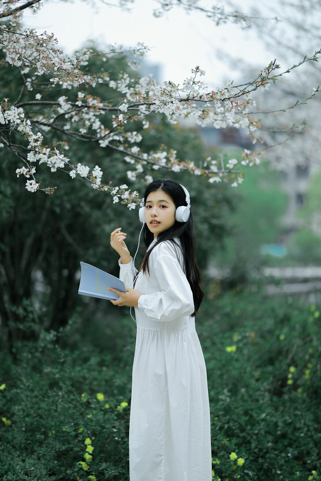 YiTuYu艺图语 Vol.8741 Long Xing Er (31P)