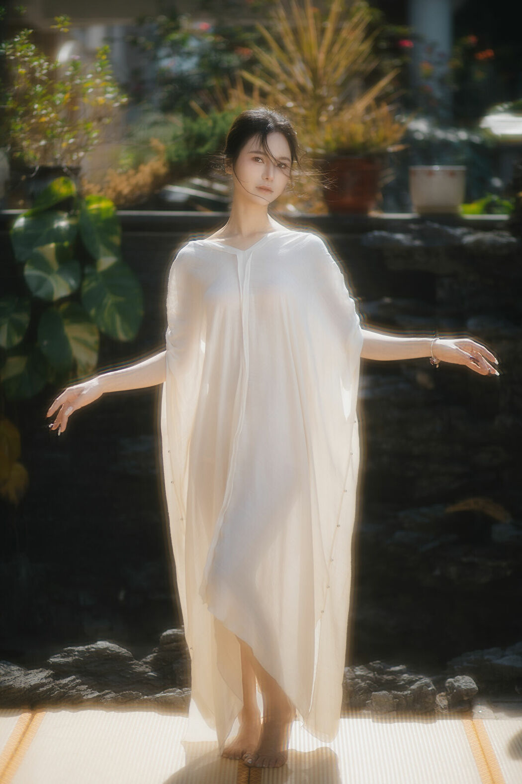 YiTuYu艺图语 Vol.8742 Sha Sha (15P)