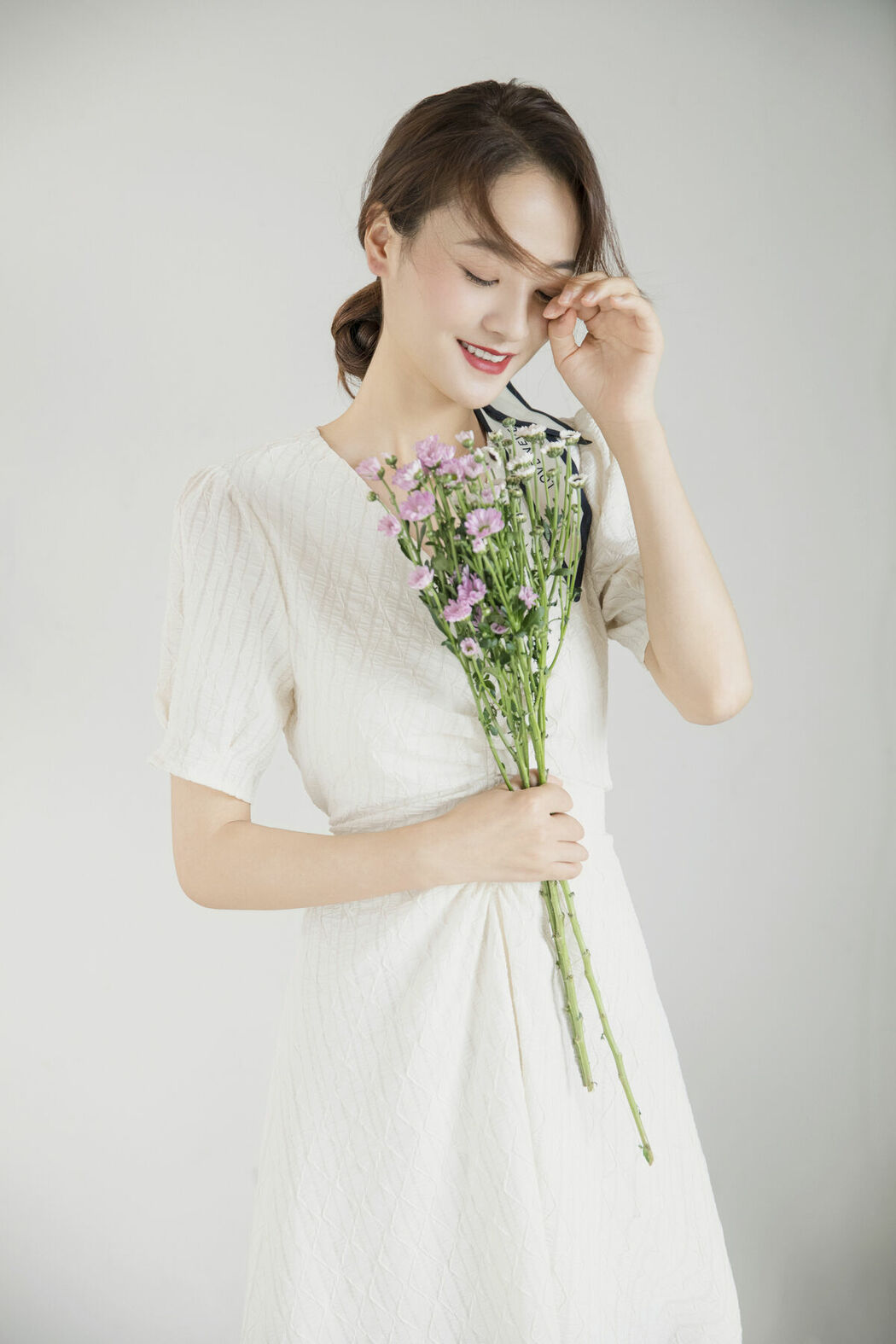 YiTuYu艺图语 Vol.8758 Zhou Xu Xu (23P)