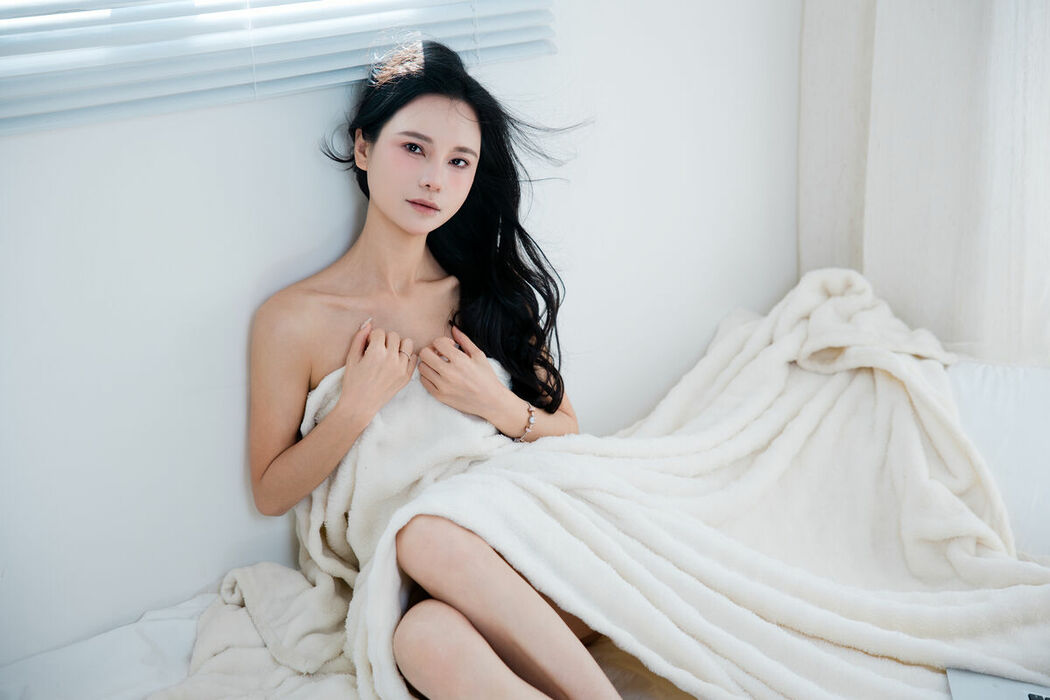 YiTuYu艺图语 Vol.8756 Sha Sha (15P)