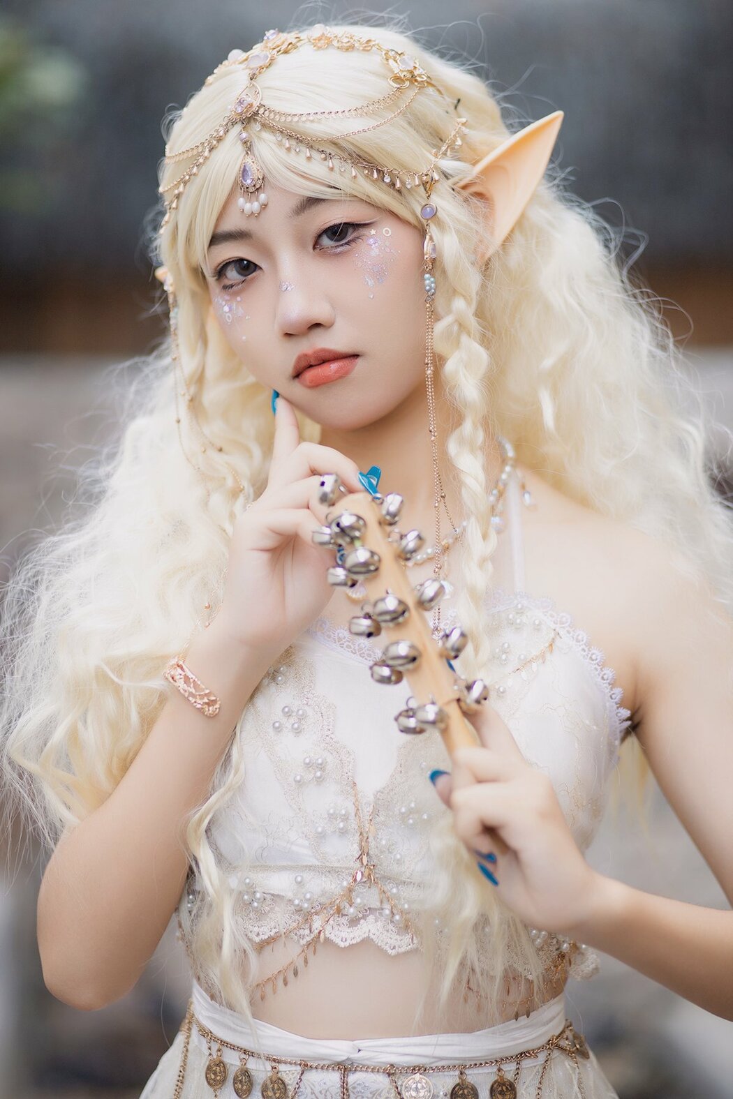 YiTuYu艺图语 Vol.8753 Wen Wen (29P) Cover Photo