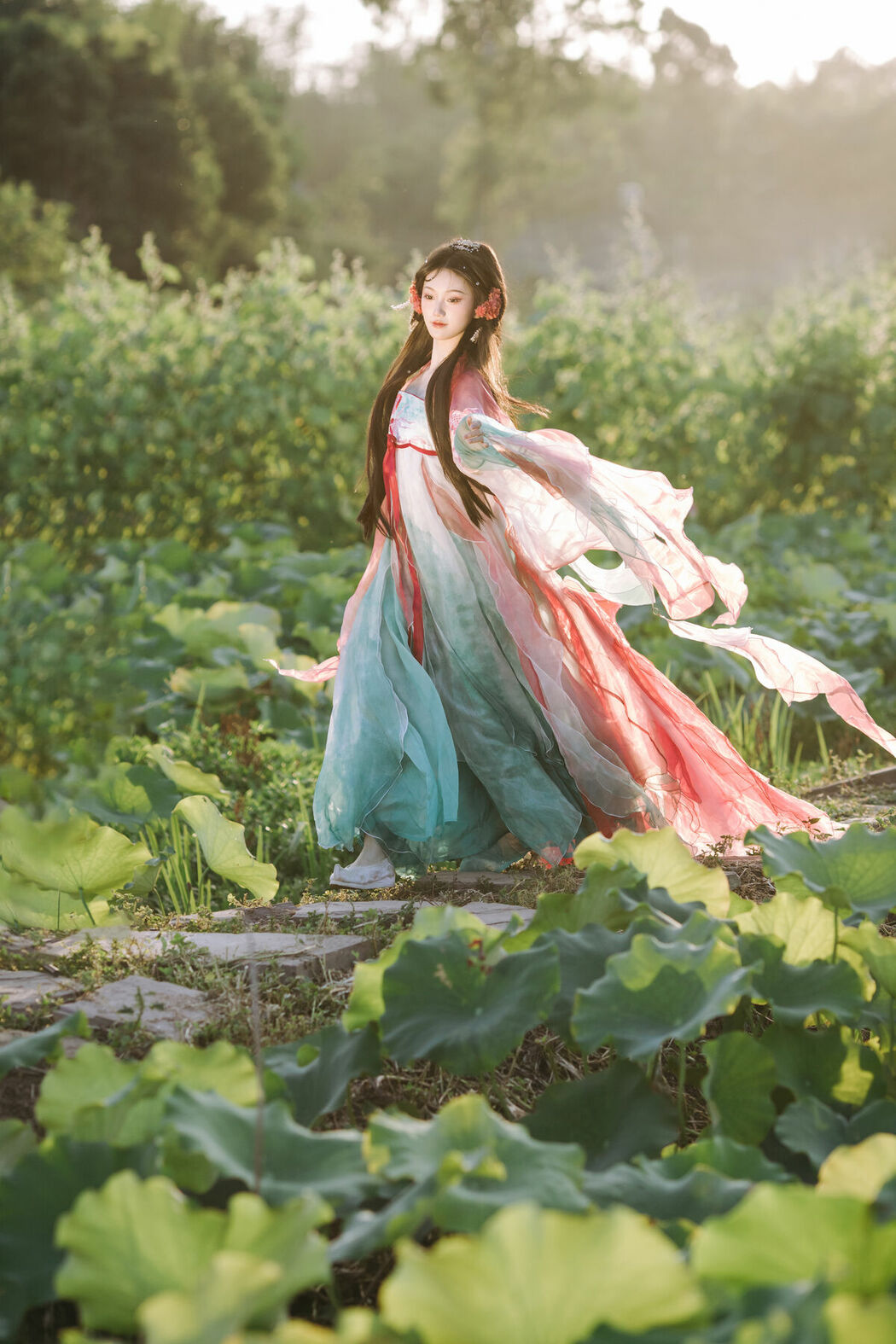 YiTuYu艺图语 Vol.8746 Dong Chu Liu (19P)