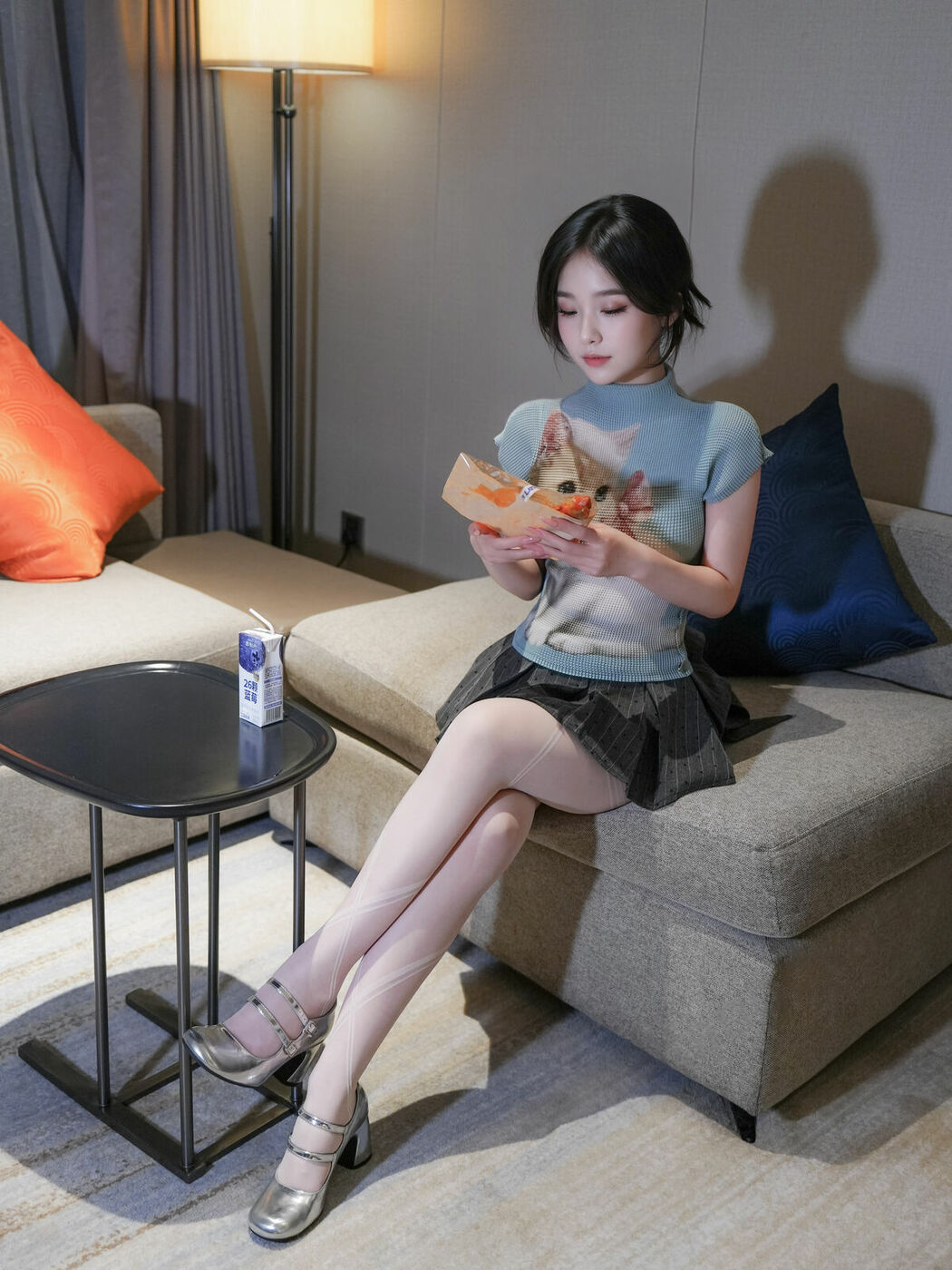 XiuRen秀人网 Uncensored Zhi Zhi 汁汁 – R18 秀人网模特 爱吃鸡腿的姑娘 Part02 (46P)