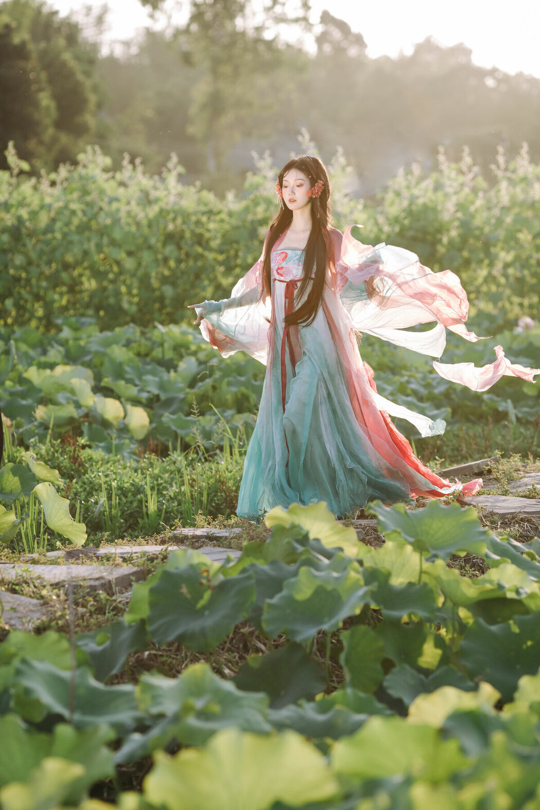 YiTuYu艺图语 Vol.8746 Dong Chu Liu (19P)