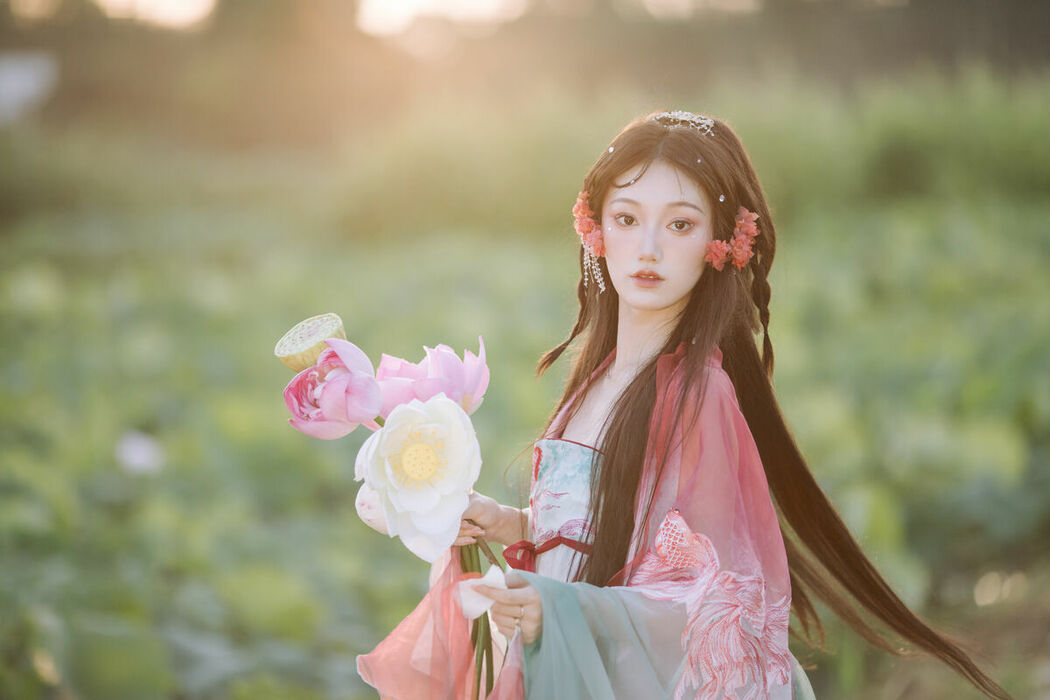 YiTuYu艺图语 Vol.8746 Dong Chu Liu (19P)