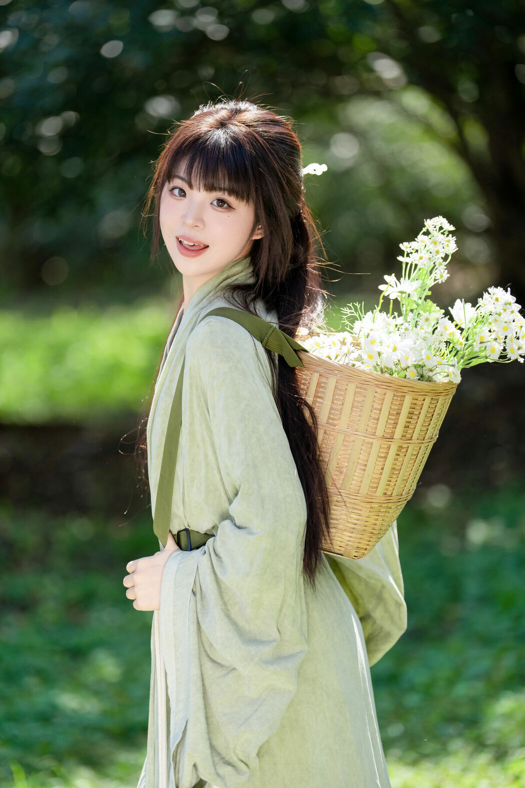 YiTuYu艺图语 Vol.8747 Sai Xi Xi Li Ma (30P)