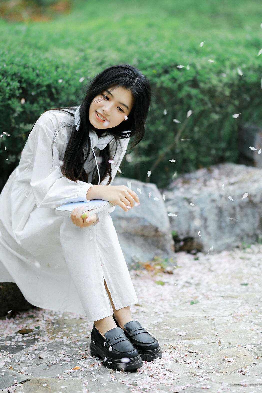 YiTuYu艺图语 Vol.8741 Long Xing Er (31P)