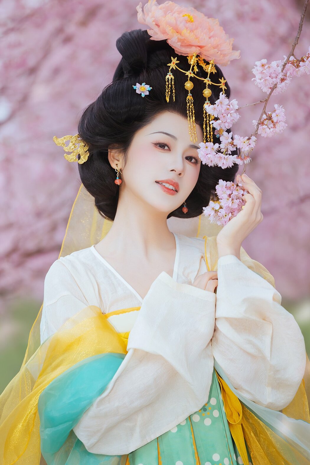 YiTuYu艺图语 Vol.8745 Shi Yu Shi Ya (14P) Cover Photo