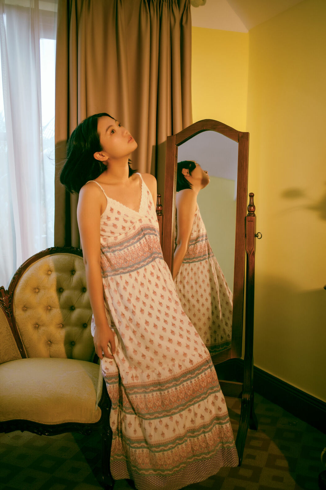 YiTuYu艺图语 Vol.8743 Xiao Wei (24P)