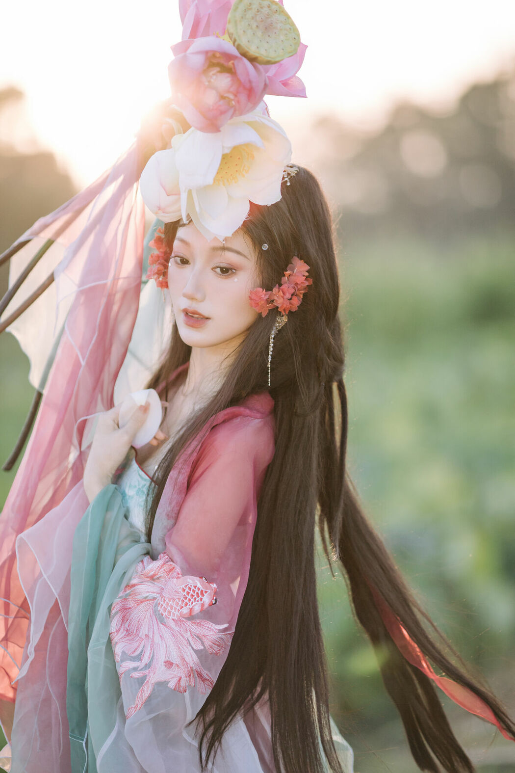 YiTuYu艺图语 Vol.8746 Dong Chu Liu (19P)