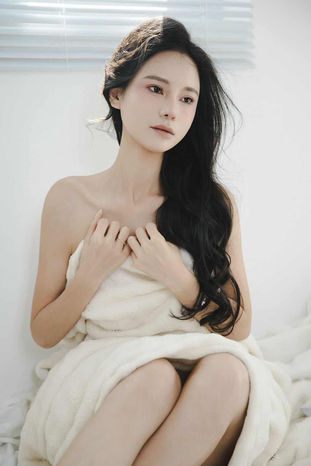 YiTuYu艺图语 Vol.8756 Sha Sha (15P)