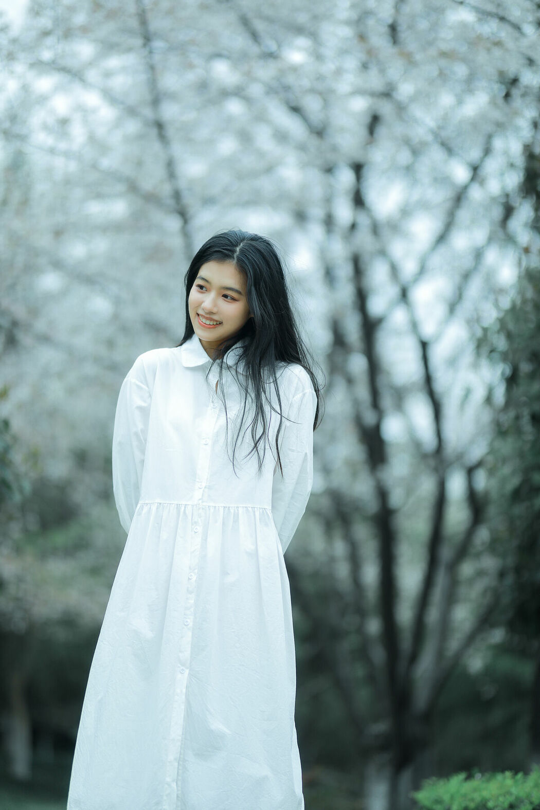 YiTuYu艺图语 Vol.8741 Long Xing Er (31P)