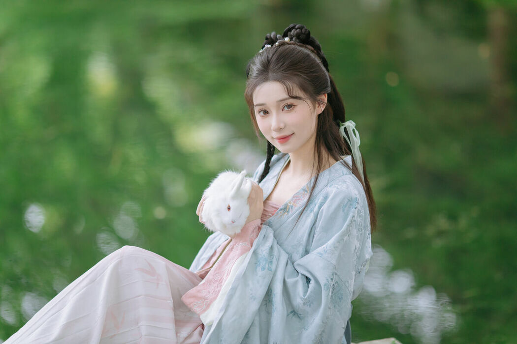 YiTuYu艺图语 Vol.8800 Chu Yuan Yuan (21P)