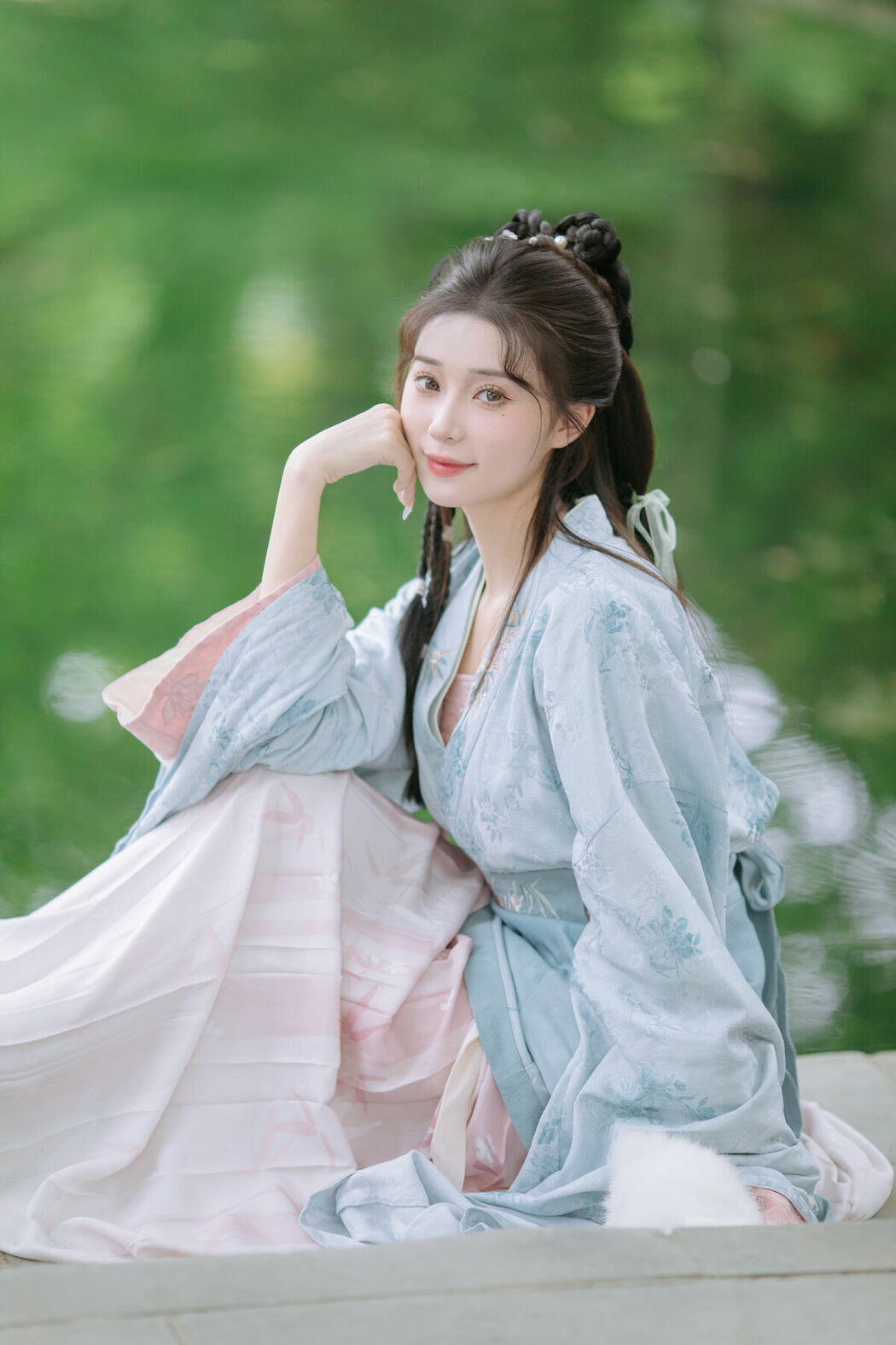 YiTuYu艺图语 Vol.8800 Chu Yuan Yuan (21P)