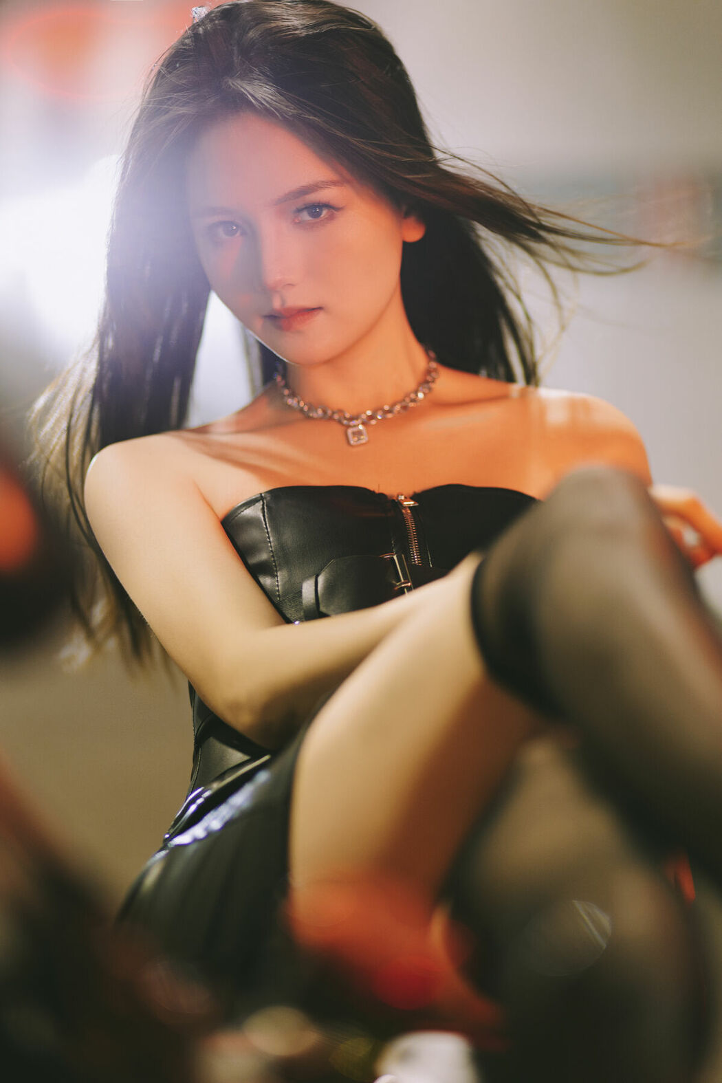 YiTuYu艺图语 Vol.8799 Yi Ming (14P)