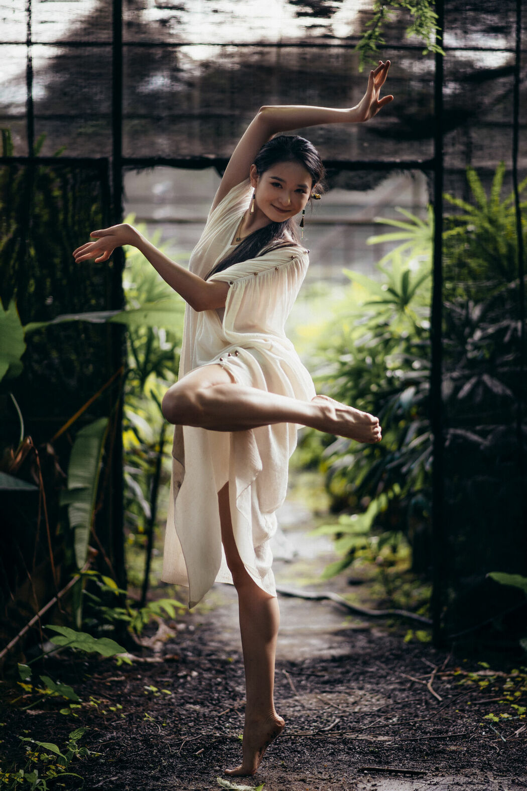 YiTuYu艺图语 Vol.8786 Qing Qing (24P)