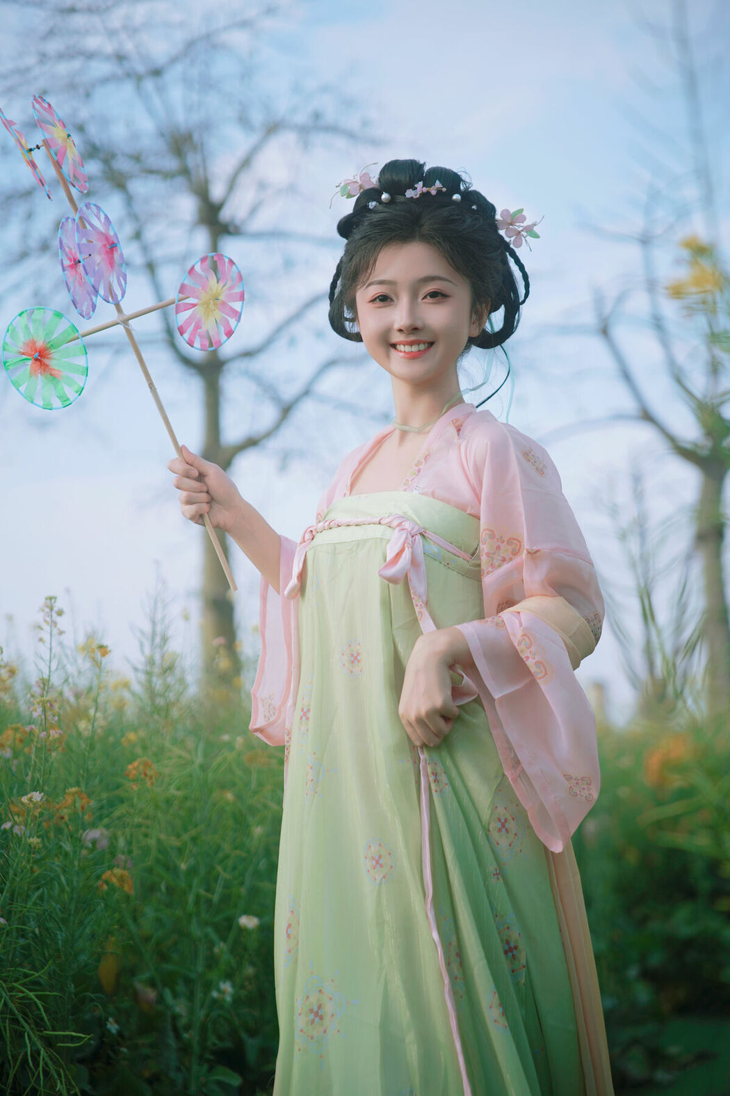 YiTuYu艺图语 Vol.8767 Xuan Wo Ming Zi (48P)