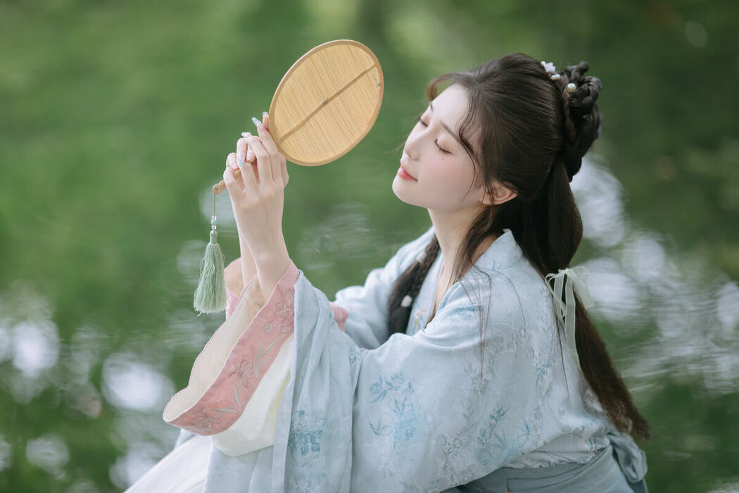 YiTuYu艺图语 Vol.8800 Chu Yuan Yuan (21P)