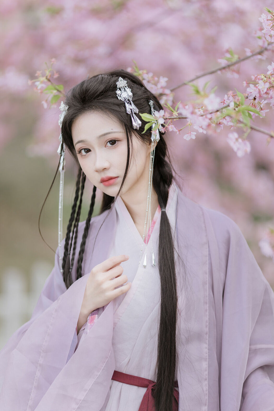 YiTuYu艺图语 Vol.8793 Qi Luo Sheng De Xiao Su Su (19P)