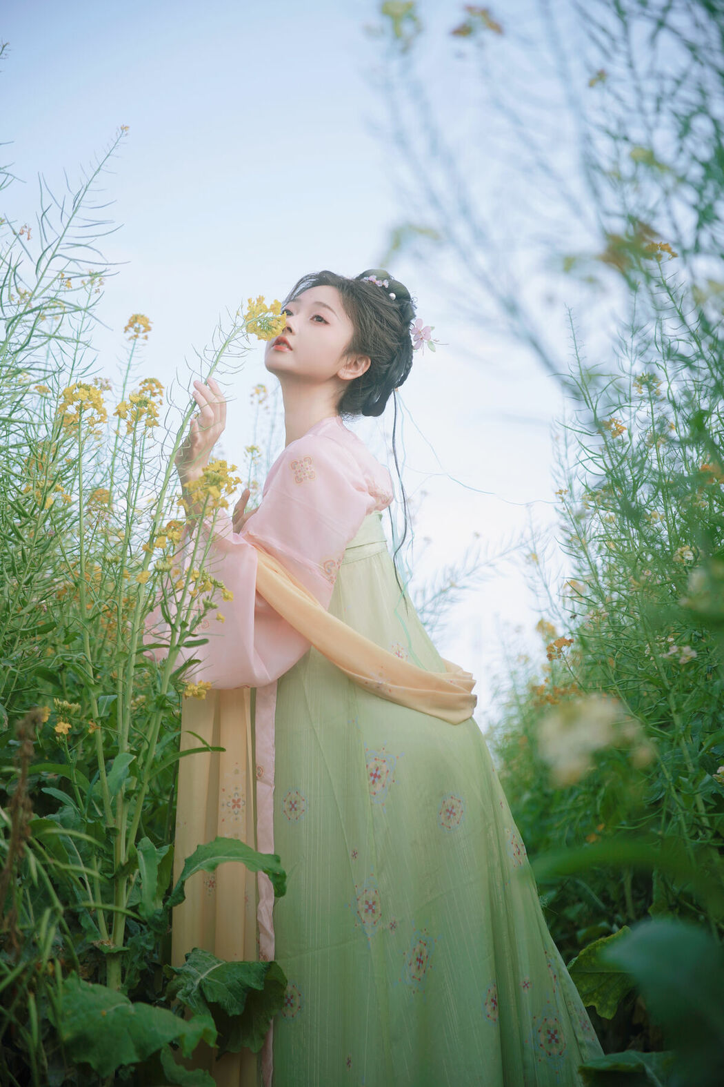 YiTuYu艺图语 Vol.8767 Xuan Wo Ming Zi (48P)