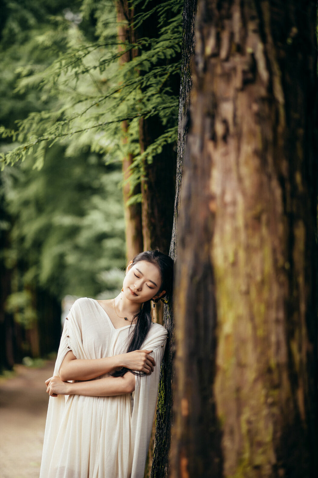 YiTuYu艺图语 Vol.8786 Qing Qing (24P)